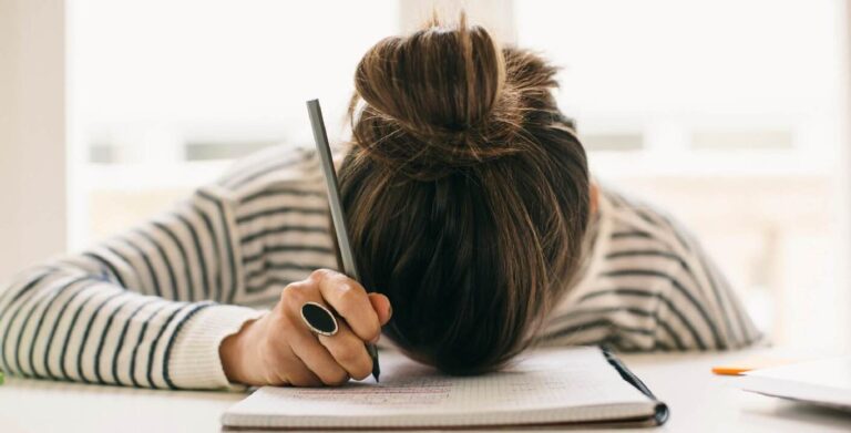 De impact van langdurige stress op het lichaam en de geest: oorzaken en gevolgen